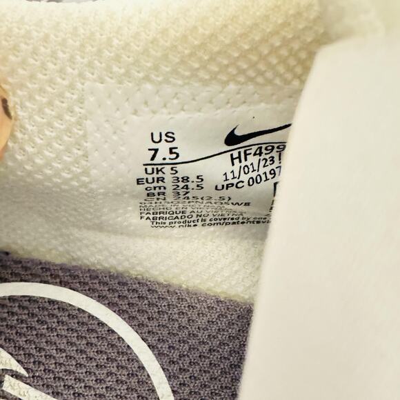 Nike Shoes Women 7.5 White Purple Air Max Excee Running Comfort Athletic Sneaker - Picture 12 of 13